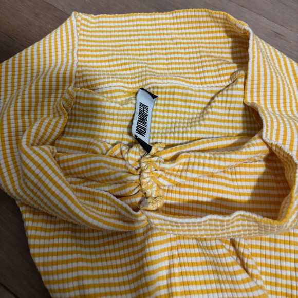 EUC Reformation Sunrise Cold Shoulder Shirt - Picture 6 of 8